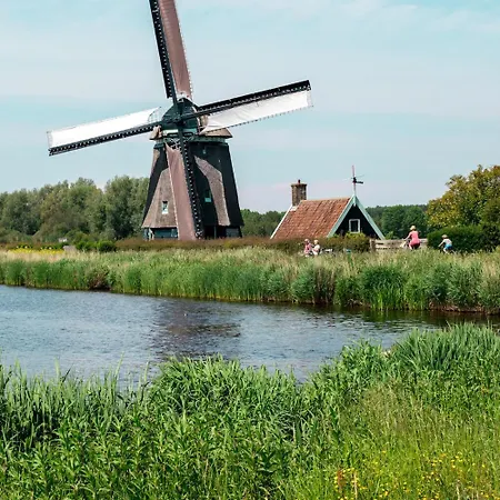 Little House In Amsterdam